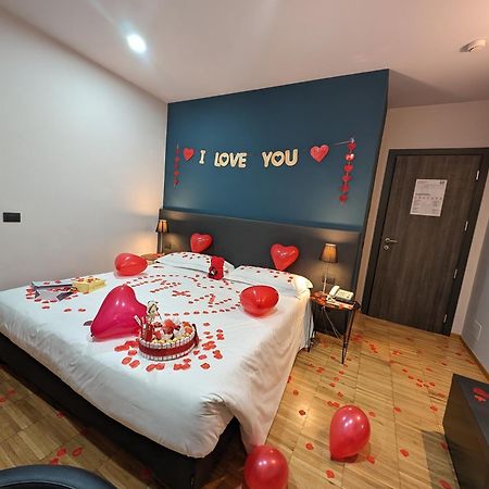 Smart Hotel คาร์ปิ ภายนอก รูปภาพ