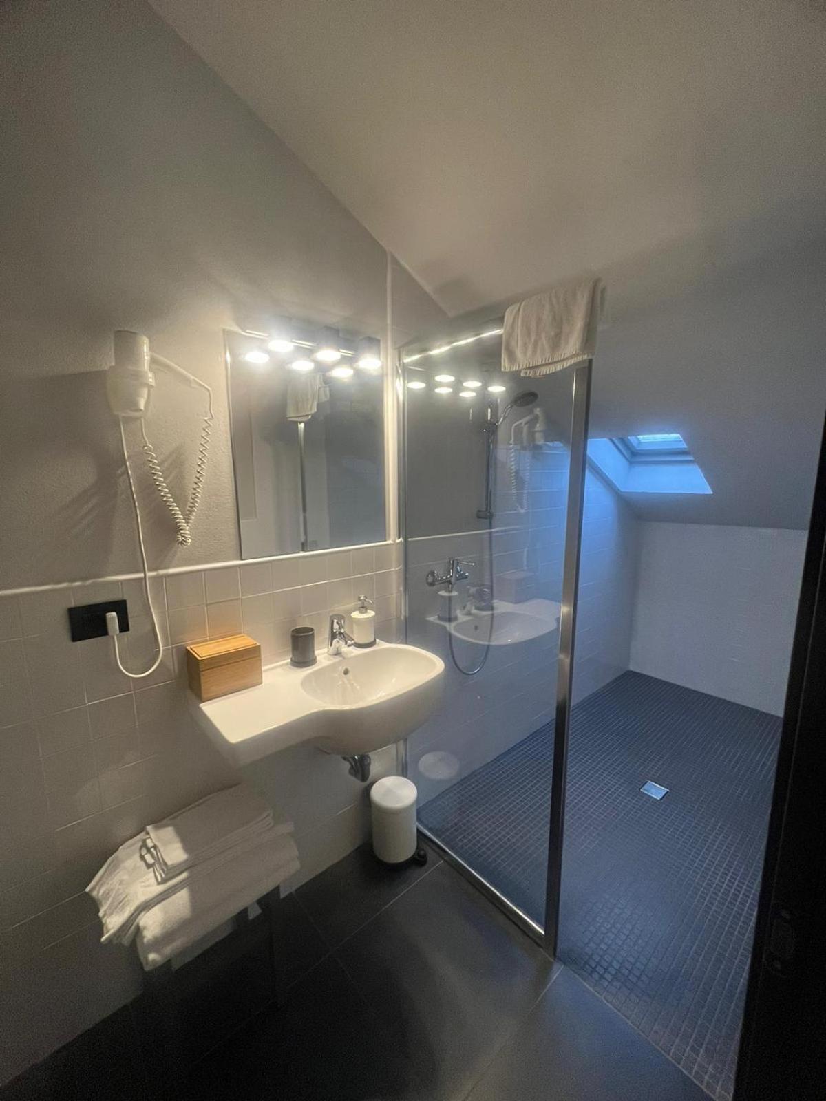 Smart Hotel คาร์ปิ ภายนอก รูปภาพ