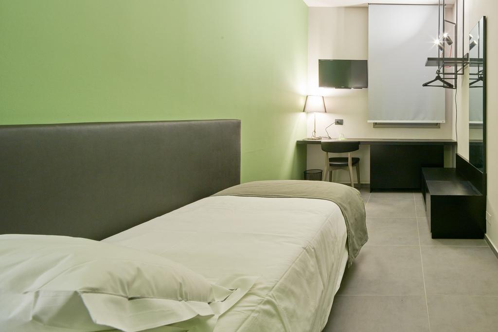 Smart Hotel คาร์ปิ ภายนอก รูปภาพ