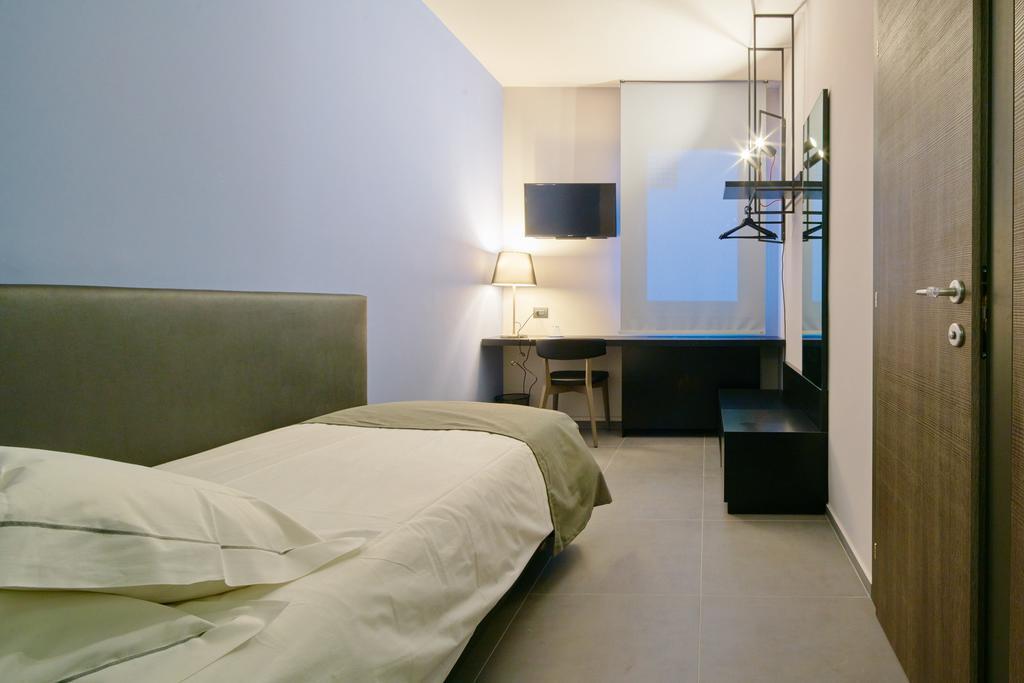 Smart Hotel คาร์ปิ ภายนอก รูปภาพ